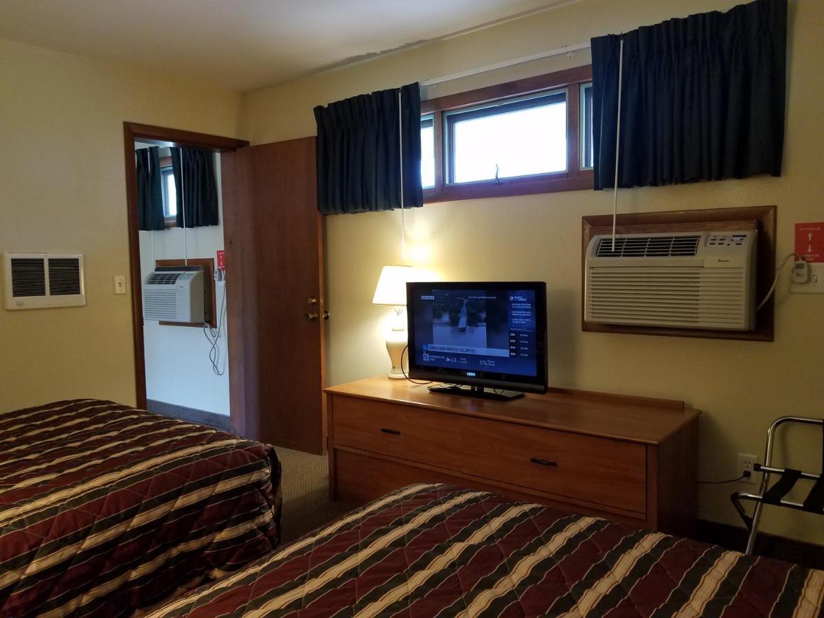 Black Hawk Motel & Suites 위스콘신 델즈 외부 사진