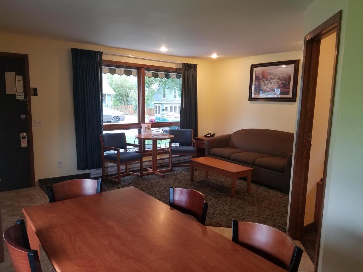 Black Hawk Motel & Suites 위스콘신 델즈 외부 사진